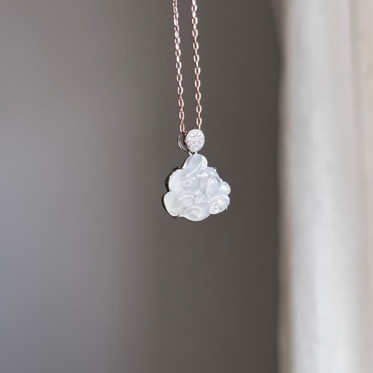 18k金镶嵌翡翠雪花棉冰兔子项链吊坠 - 4