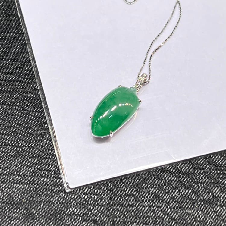 翡翠绿佛瓜项链吊坠 - 2