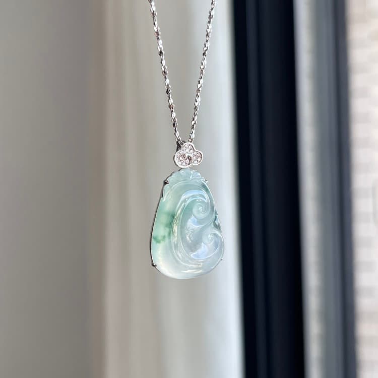 18k金镶嵌 翡翠冰飘花如意 - 3